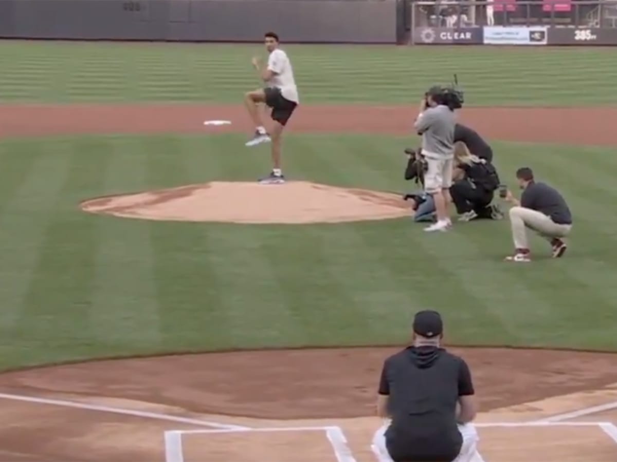 Victor Wembanyama throws out ceremonial first pitch at Yankee