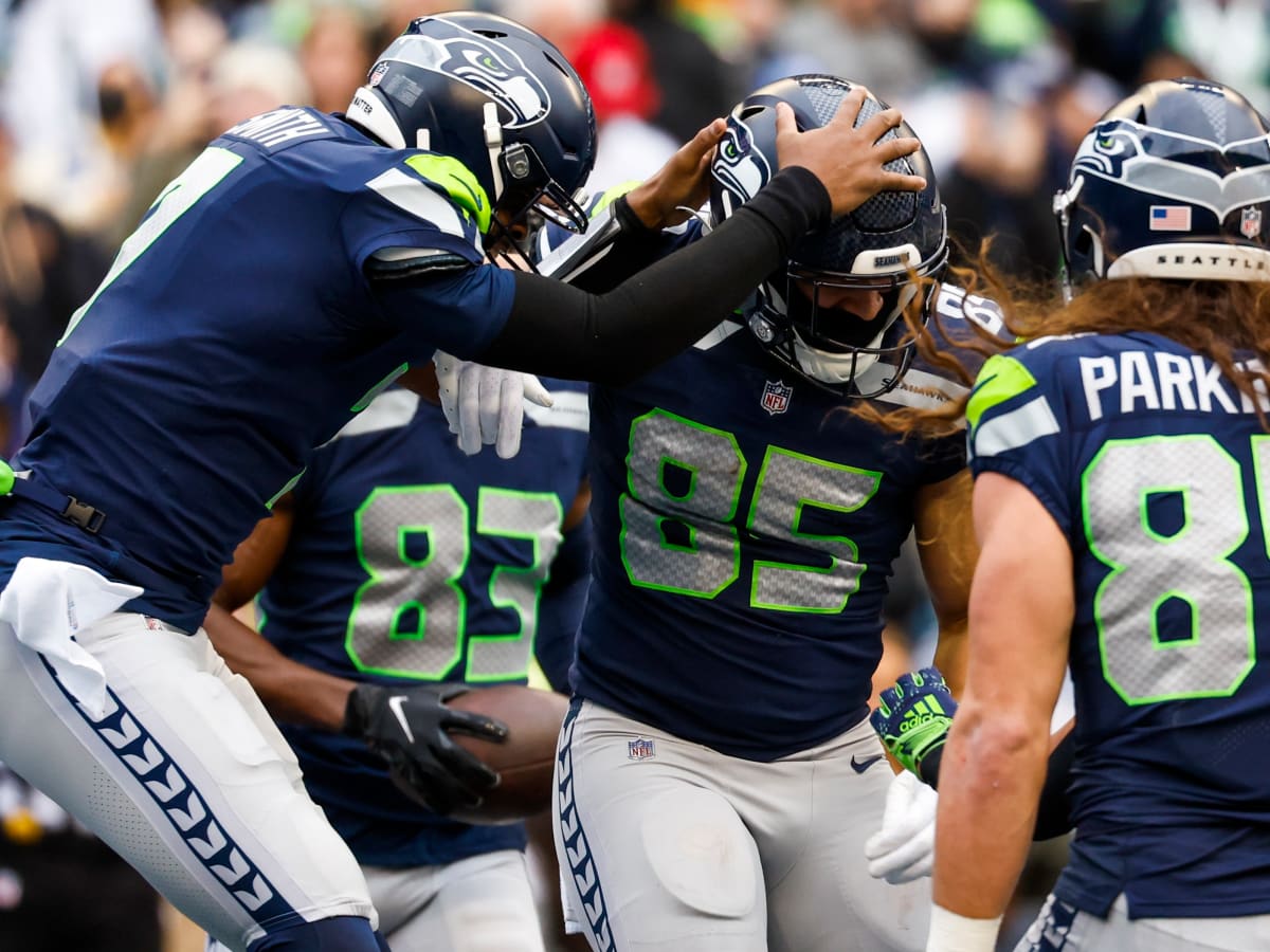 Seattle Seahawks 90-Man Countdown: T Stone Forsythe - Line Insurance With  Upside - Sports Illustrated Seattle Seahawks News, Analysis and More