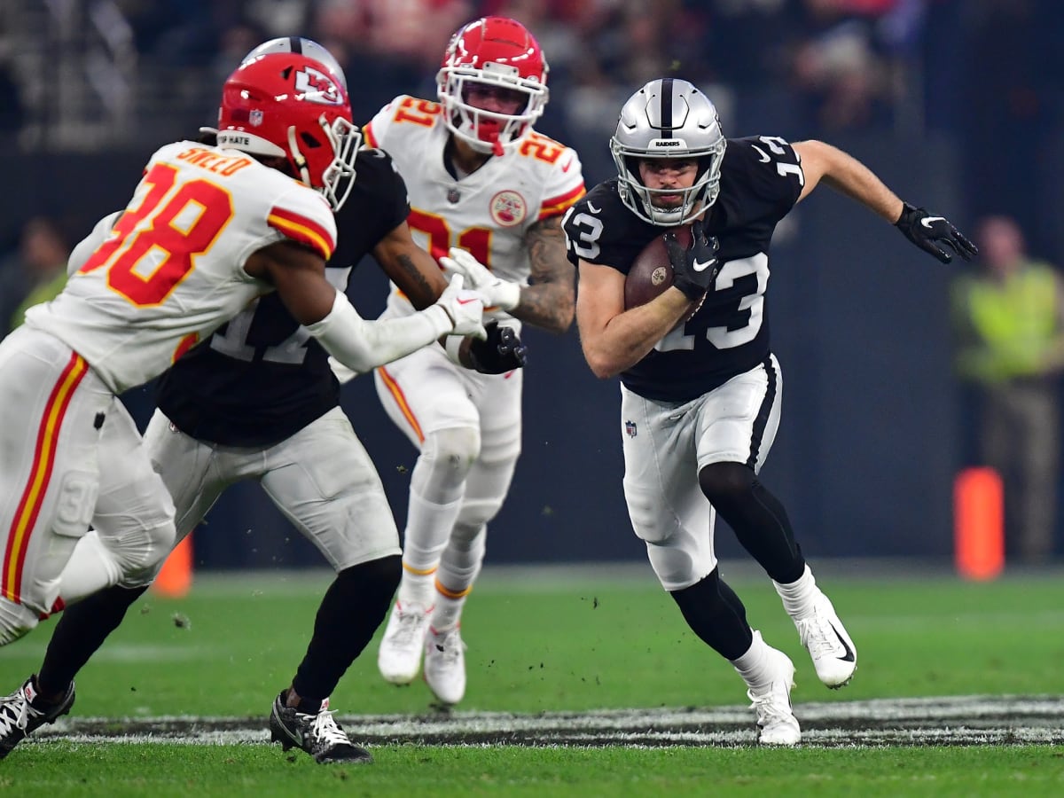 Raiders news: Hunter Renfrow gave himself some homework this offseason -  Silver And Black Pride