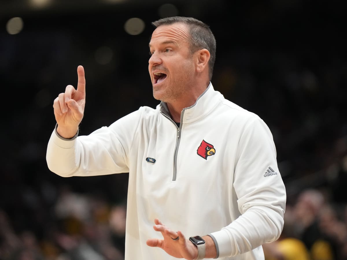 Louisville women's coach Jeff Walz can now 'slide' right into practice