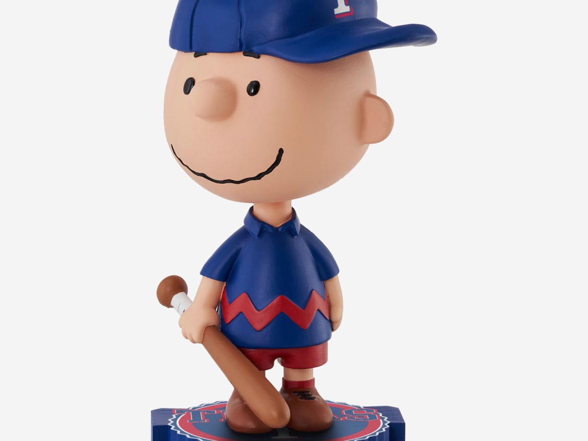 Peanuts Charlie Brown And Snoopy Playing Baseball Texas Rangers