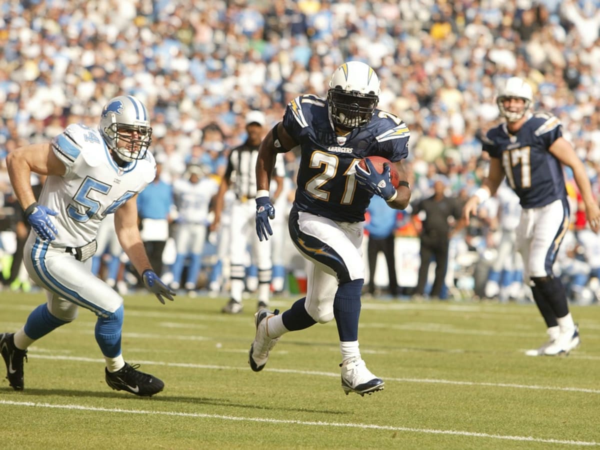 Happy Birthday LaDainian Tomlinson!  Happy Birthday to our Hall of Fame  RB, LaDainian Tomlinson! 