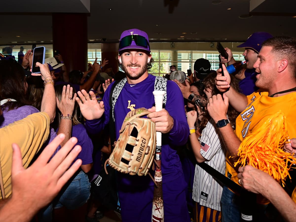 LSU vs. Florida score: Tigers trounce Gators in College World Series for  seventh NCAA baseball title 