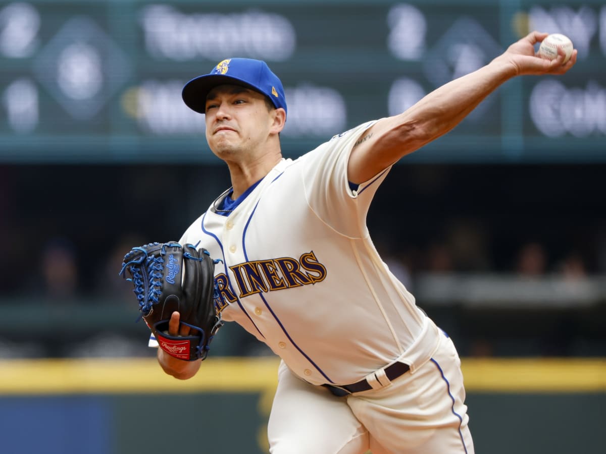 Mariners' Marco Gonzales pitches in to raise money for rare neurological  disease