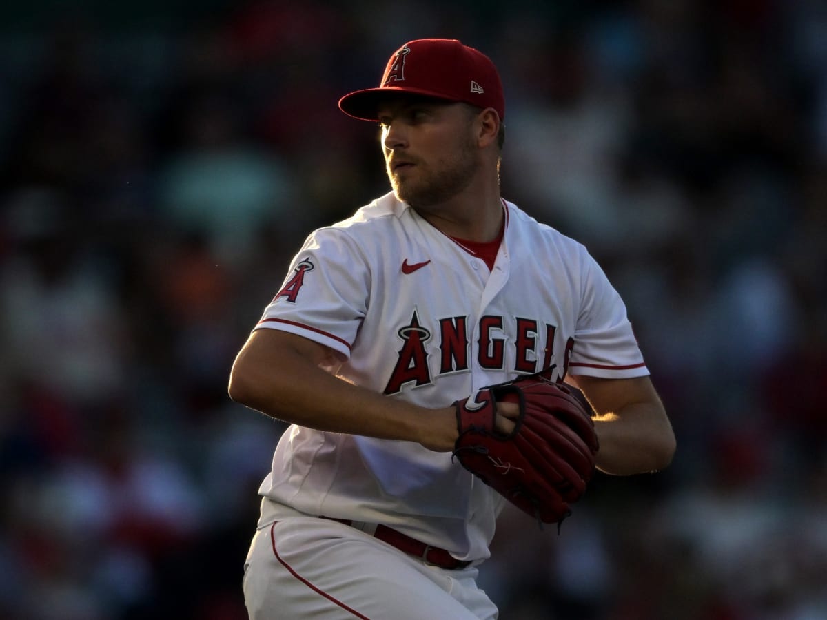 Pitcher Nolan Ryan of the California Angels lowers his head after 