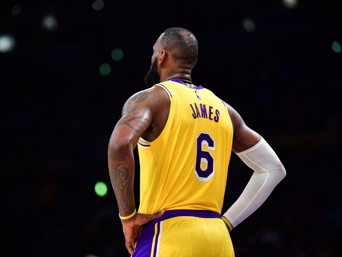 Latest LeBron James retirement twist suggests Lakers star will stay