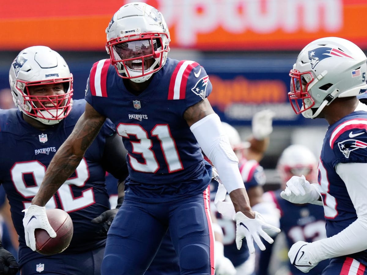 Patriots' Jonathan Jones Blasts NFL's Gambling Policy Following Suspensions