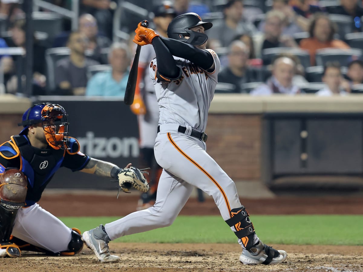 Patrick Bailey hits a 3-run homer in the 8th to lift the Giants past the  Mets, 5-4