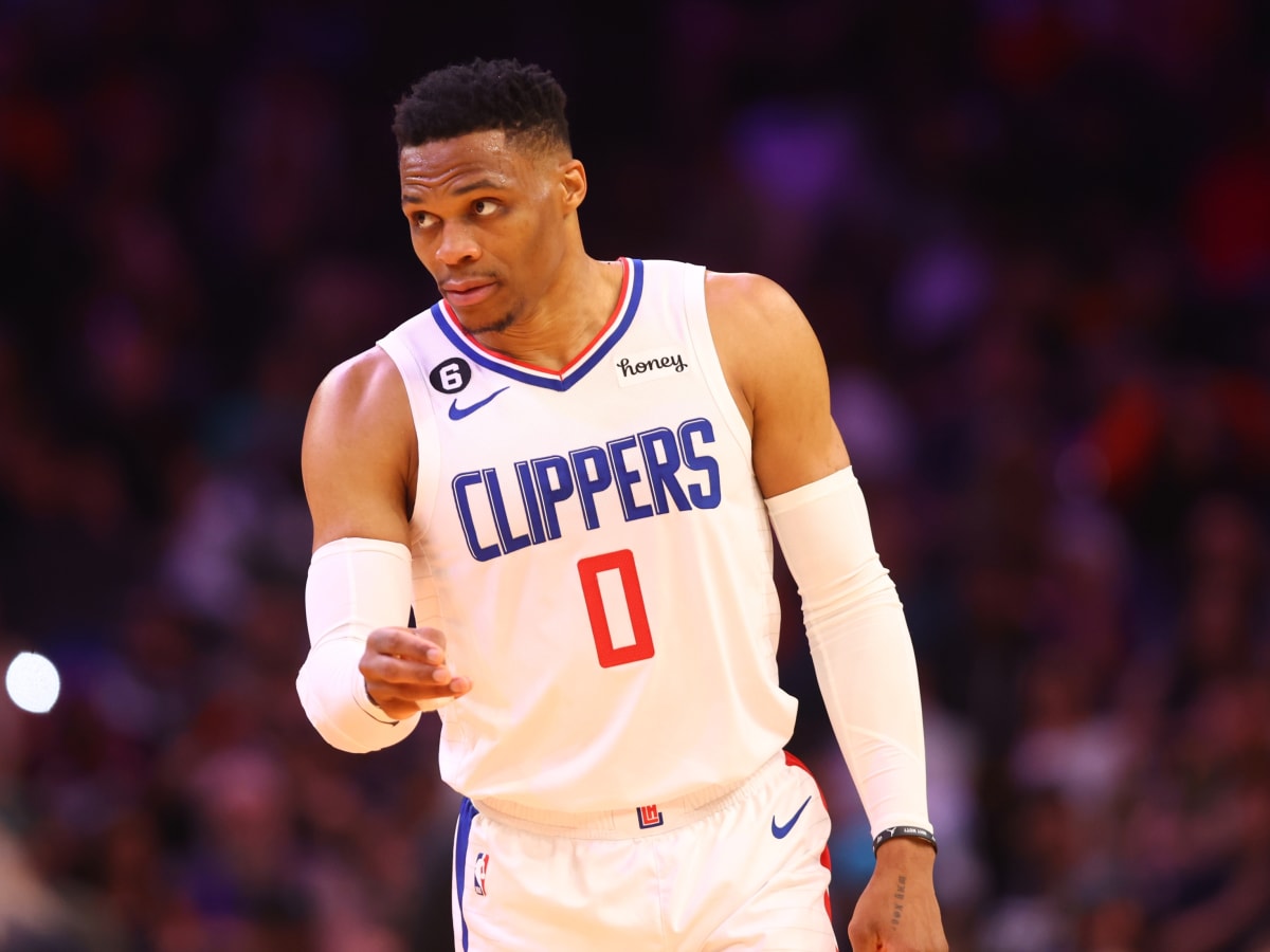 Russell Westbrook takes biggest pay cut in NBA history to stay