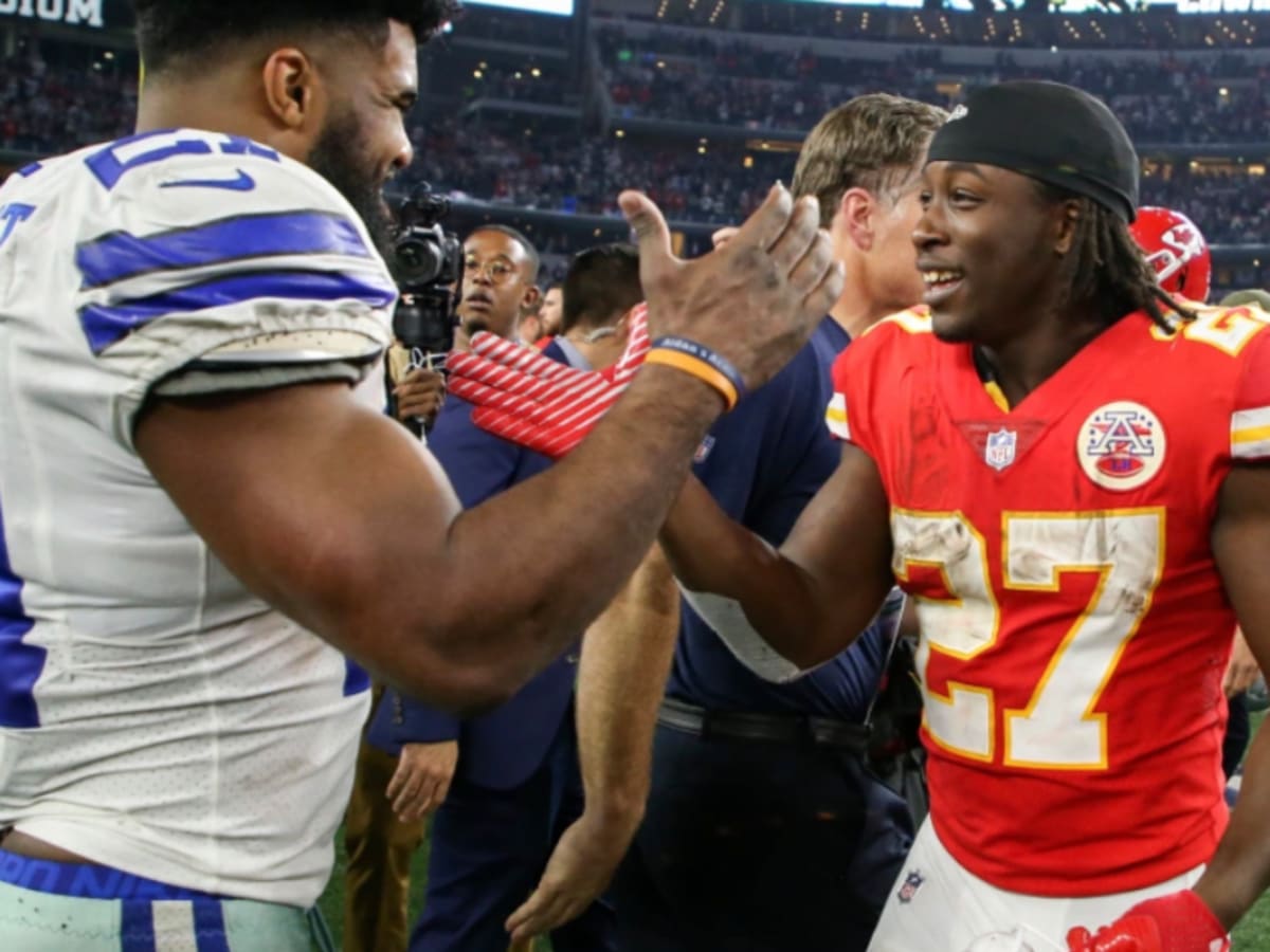 Browns: Ezekiel Elliott, Kareem Hunt reports doused with cold water