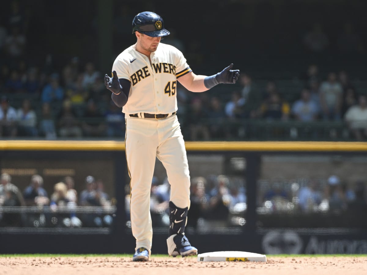 Milwaukee Brewers Sign Former New York Yankees 1B Luke Voit - Sports  Illustrated NY Yankees News, Analysis and More