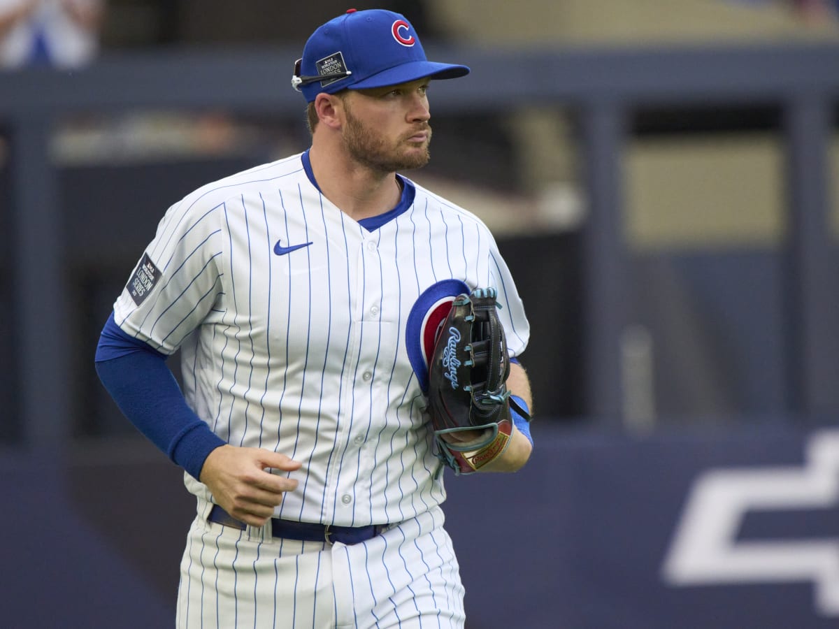 Chicago Cubs' Ian Happ Does Something Defensively That Hasn't Been Done in  Baseball For 17 Years - Fastball