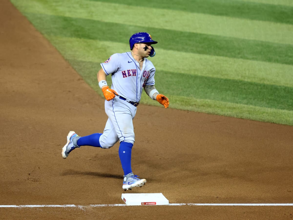 Mets rookie Francisco Álvarez making case to stay: 'He's growing up on us'  - The Athletic