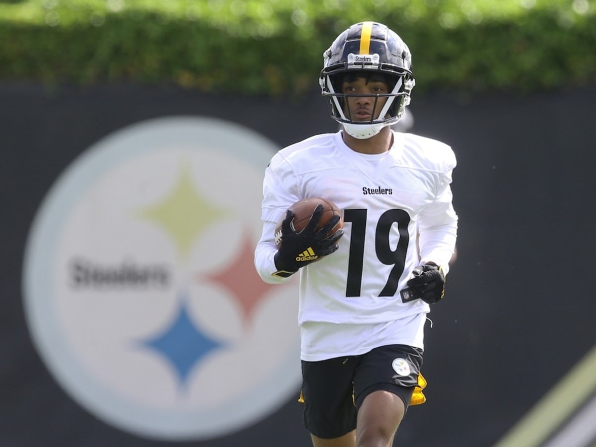 NFL Analyst Has Huge Bold Prediction About Pittsburgh Steelers - Sports  Illustrated Pittsburgh Steelers News, Analysis and More