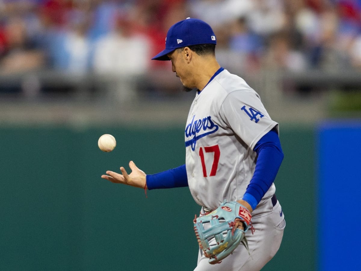 Dodgers have not lost faith in Miguel Vargas, Dave Roberts says – Orange  County Register