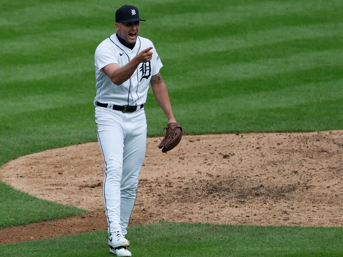 Lee's Summit native helps Detroit Tigers pitch no-hitter