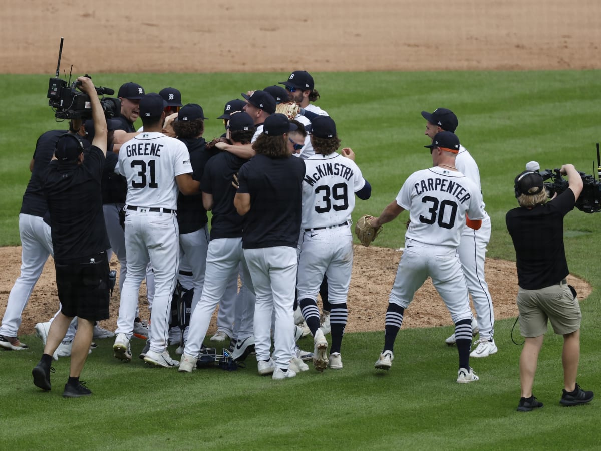 Tigers fall to Blue Jays 9-3, lose fifth-straight – The Oakland Press