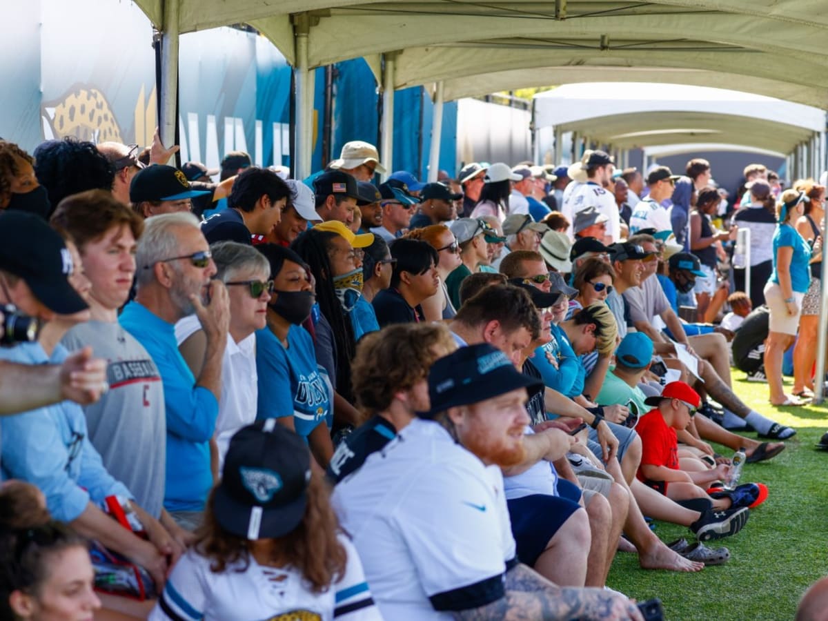 Jacksonville Jaguar fans deal with construction on game day