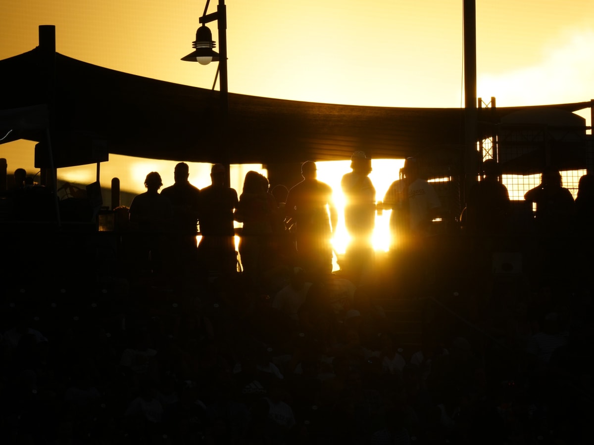 SportsNet LA on X: Rise and shine. ☀️ The #Dodgers are back