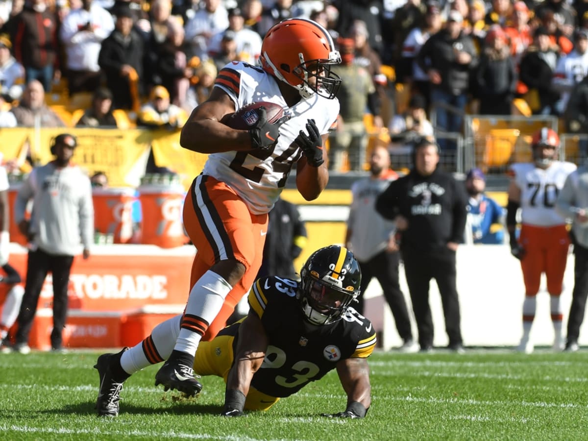 Nick Chubb is the best running back in the NFL, so why does he