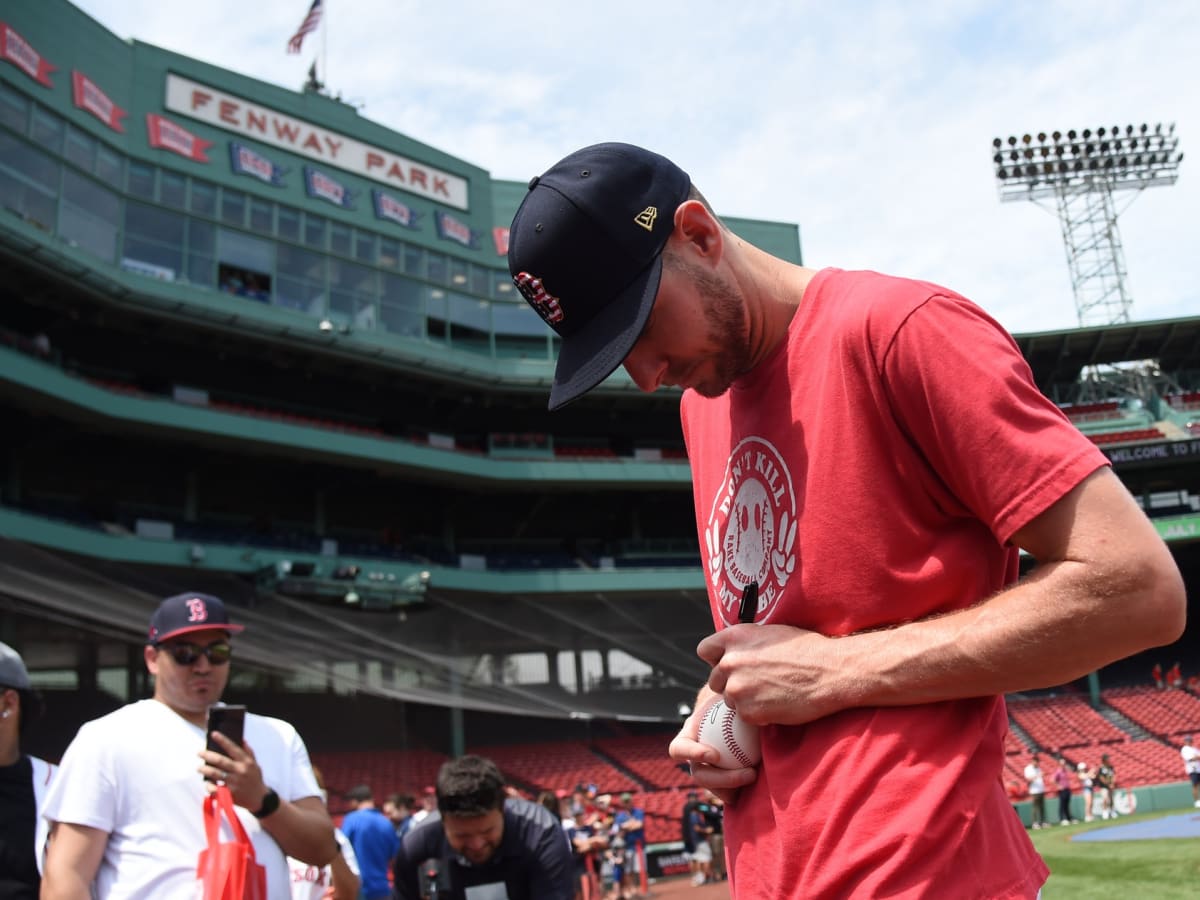 Chris Sale out until at least August because of shoulder, latest