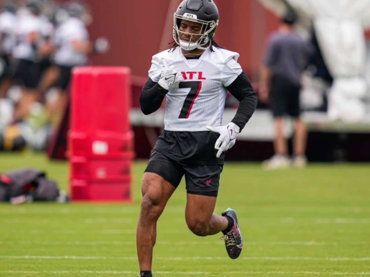 Bijan Robinson continues to turn heads at Falcons training camp