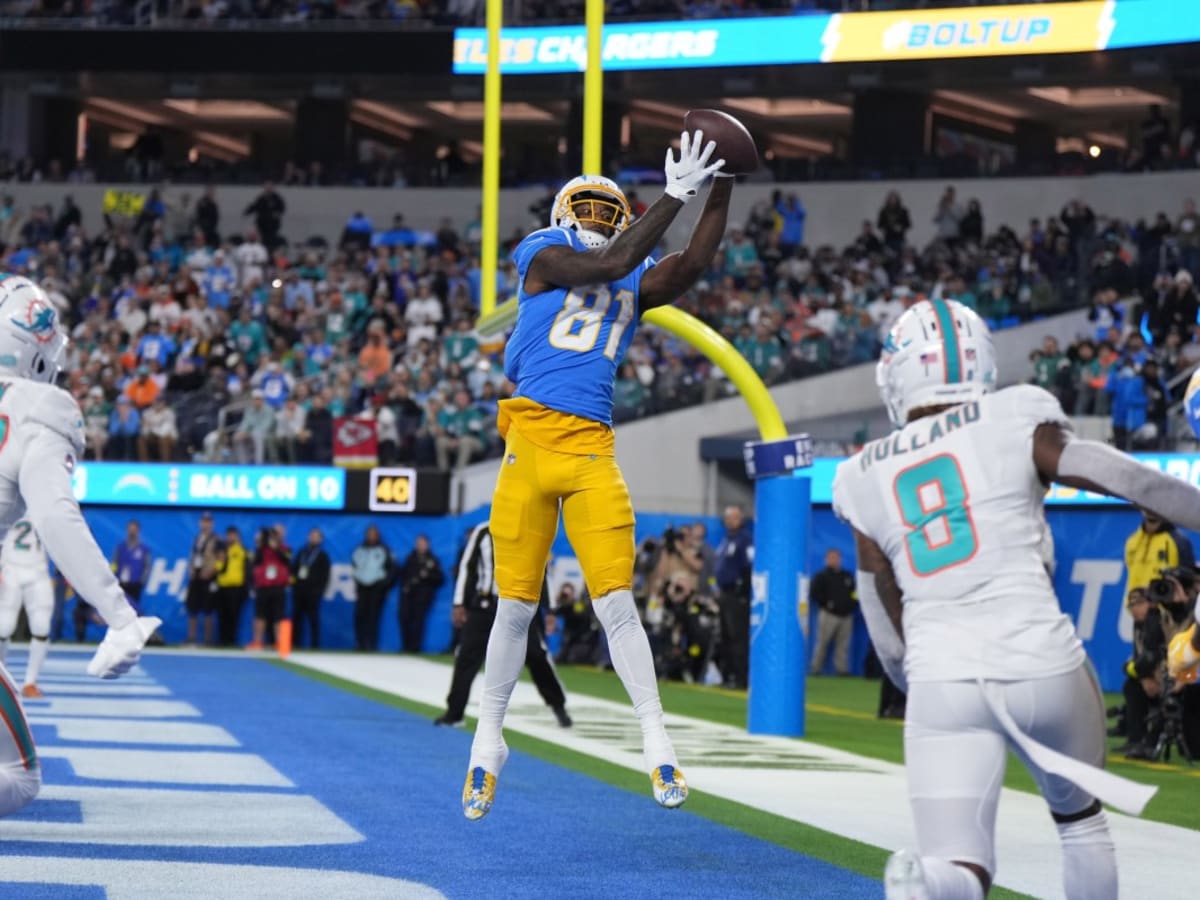 Los Angeles Chargers: First look at WR Mike Williams in uniform