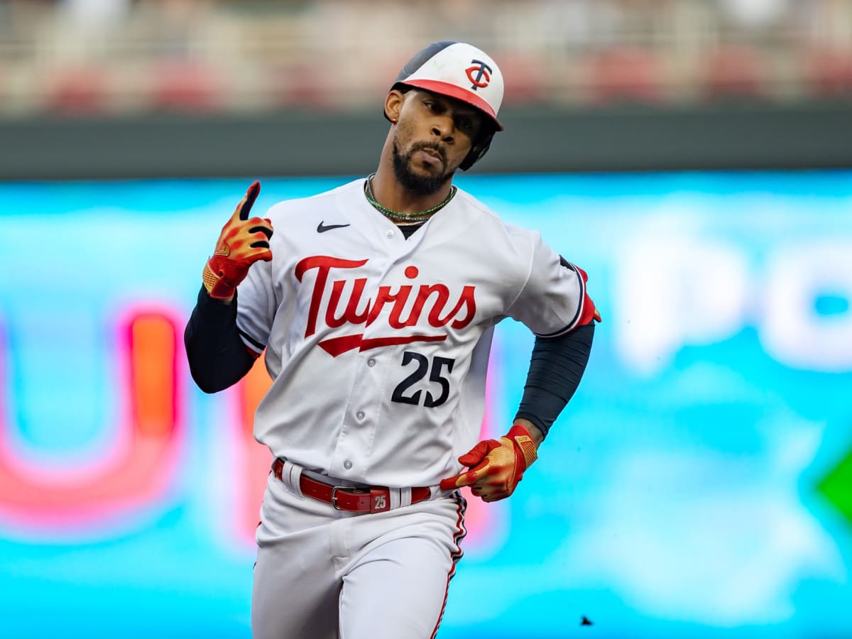 Will Minnesota Twins leave Byron Buxton off playoff roster 