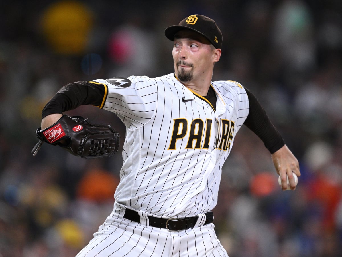 Report: Padres expected to keep Blake Snell and Josh Hader 