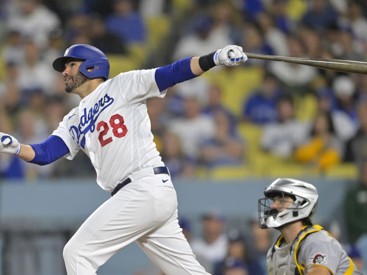 Dodgers place J.D. Martinez on injured list, will miss series with
