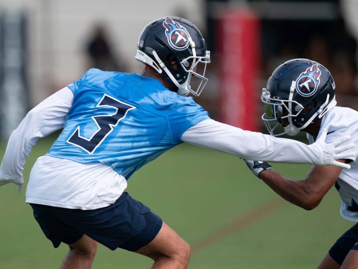 Titans CB Caleb Farley getting used to playing football again