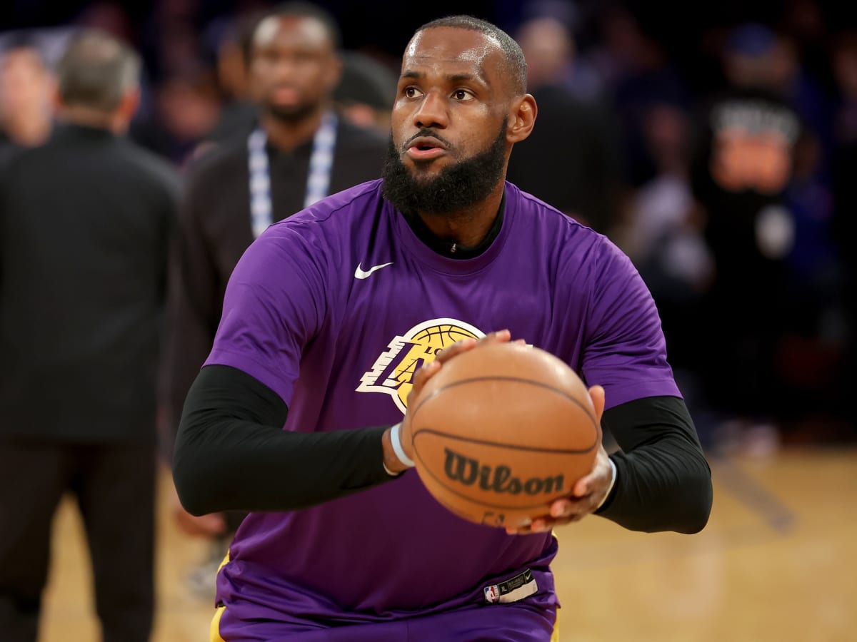 Look: NBA Player Called LeBron James Out For Flopping Last Night - The  Spun: What's Trending In The Sports World Today