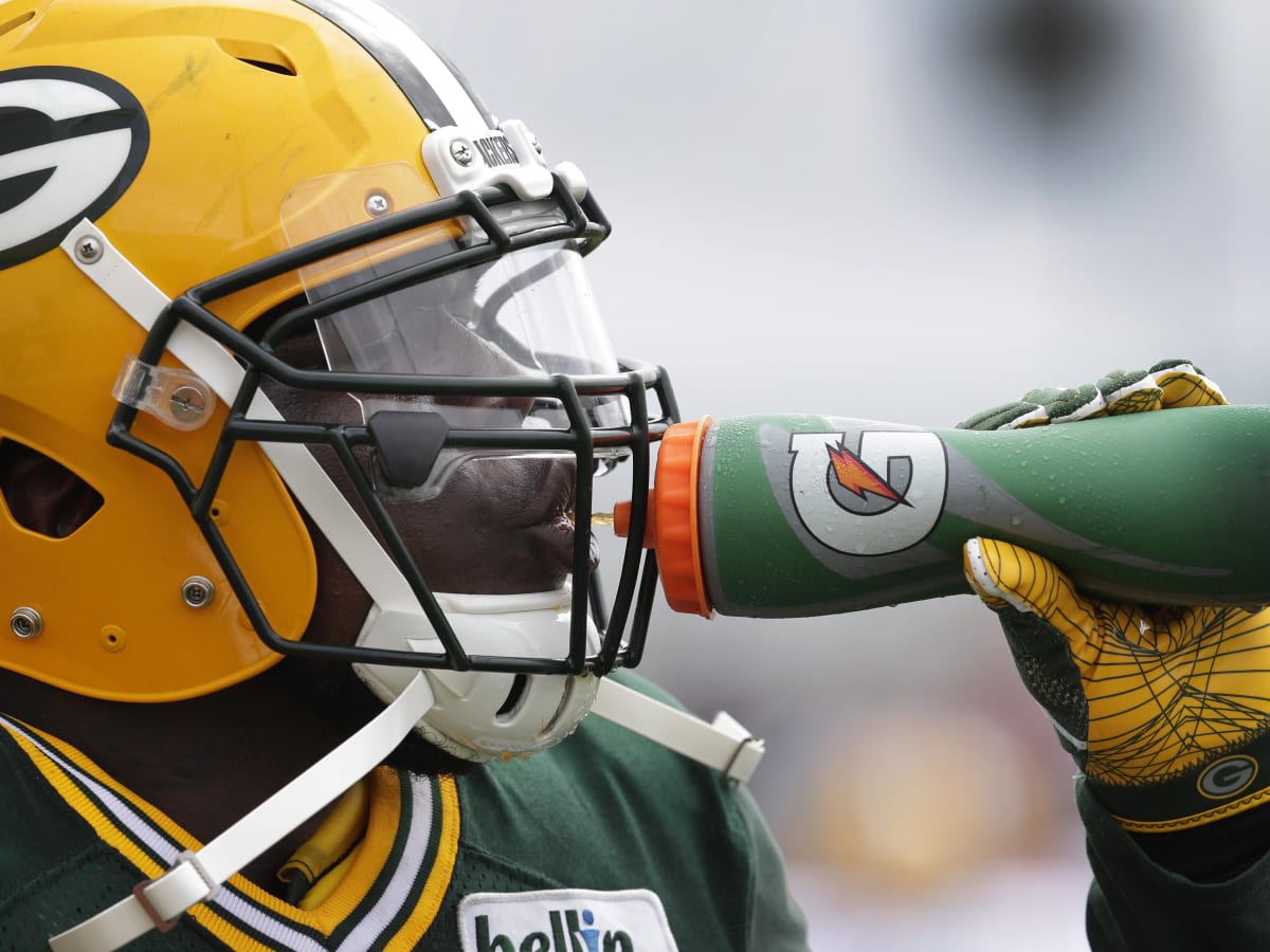 Green Bay Packers fans come from near and far to kick off training camp