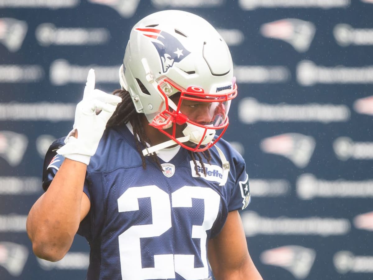 Patriots training camp Day 1: Mac Jones throws an INT, Hunter