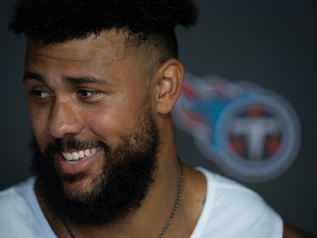 AP source: Titans OLB Harold Landry tears ACL in practice