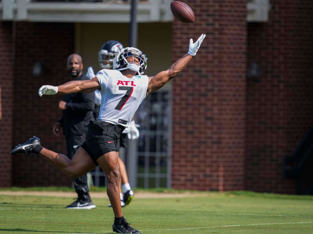 Bijan Robinson Handling Hype' for Atlanta Falcons Expectations in Debut vs.  Bengals - Sports Illustrated Atlanta Falcons News, Analysis and More