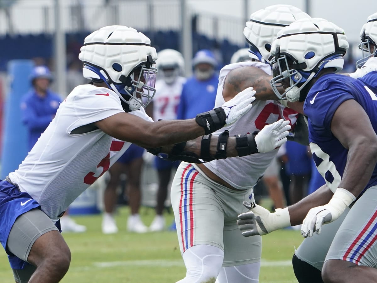 Making sense of Giants' reshuffled depth chart on defense: Julian