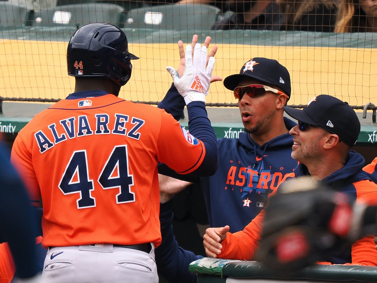 Houston Astros: Yordan Alvarez learns a lesson from his long single