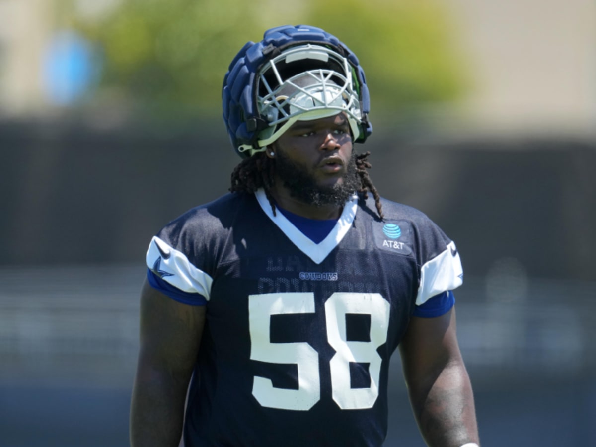 Dallas Cowboys defensive tackle Mazi Smith stands on the field during the  NFL football team's training camp Saturday, July 29, 2023, in Oxnard,  Calif. (AP Photo/Mark J. Terrill Stock Photo - Alamy