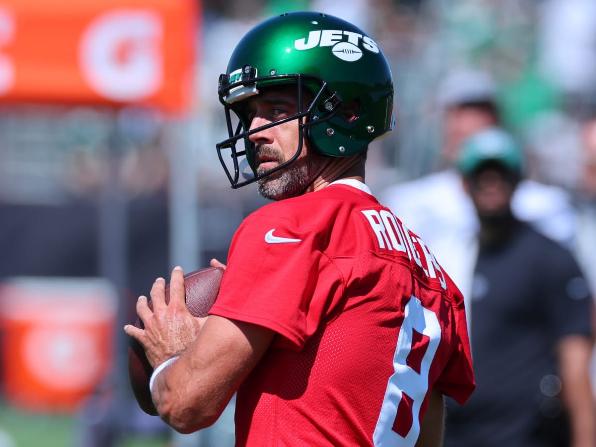 Aaron Rodgers in the building for Sunday Night Football vs. Chiefs