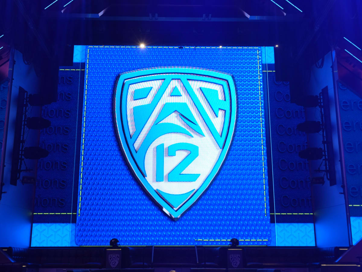 Apple bids on Pac-12 streaming rights for Apple TV+