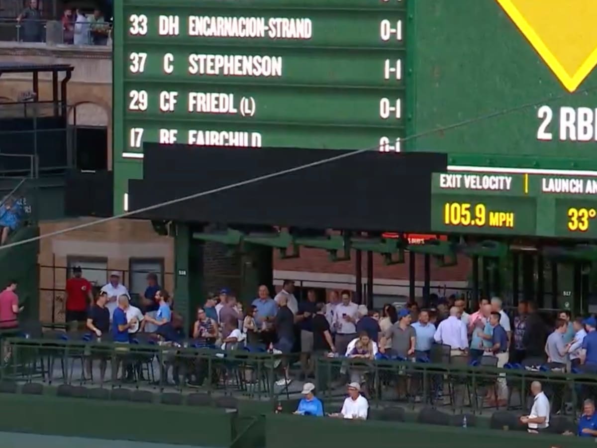 Cody Bellinger gets first Cubs hit at Wrigley Field — one small