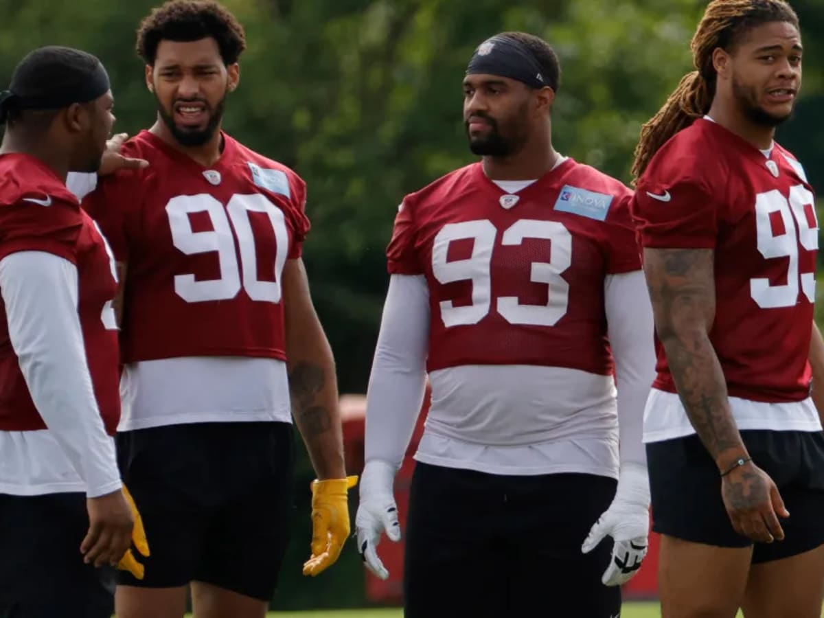 Washington Commanders defensive tackle Jonathan Allen and