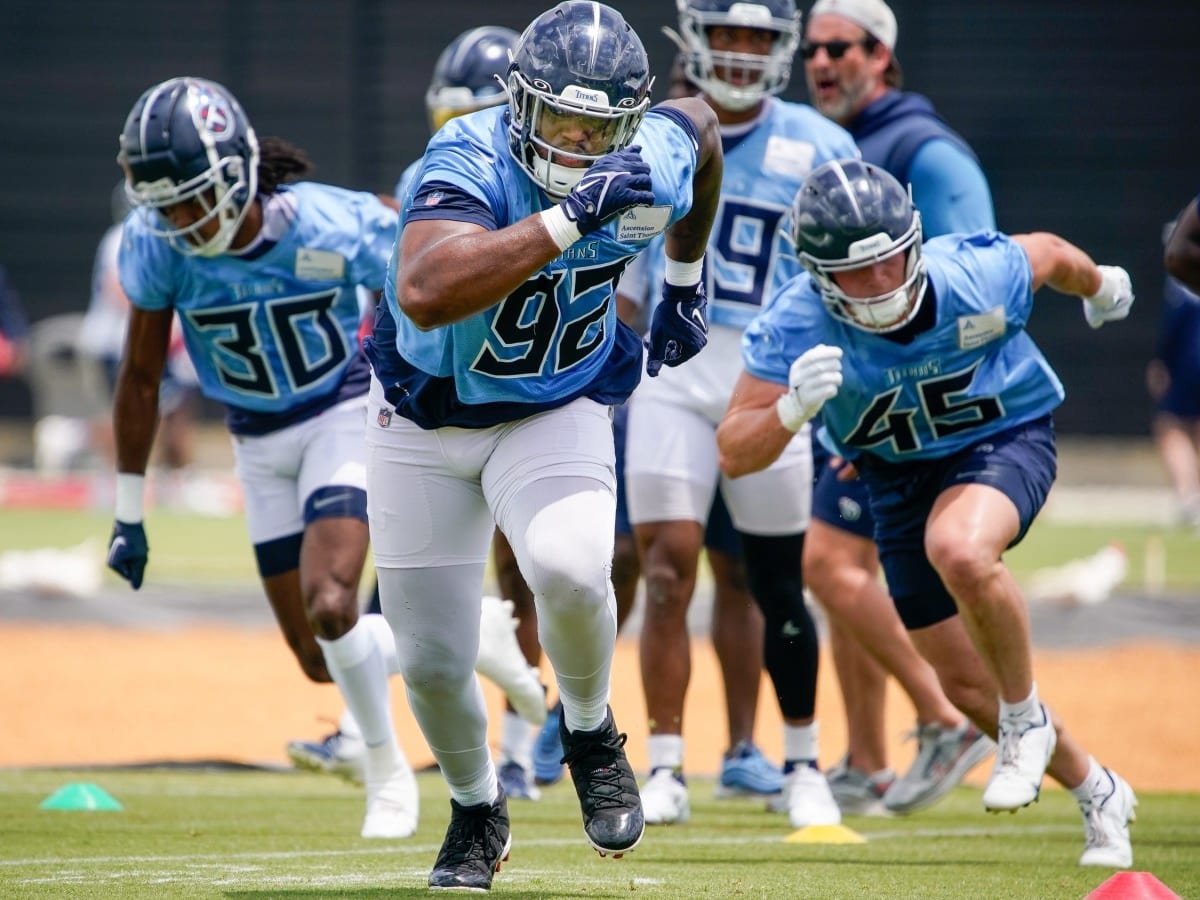 Training Camp Buzz: Derrick Henry working hard to avoid