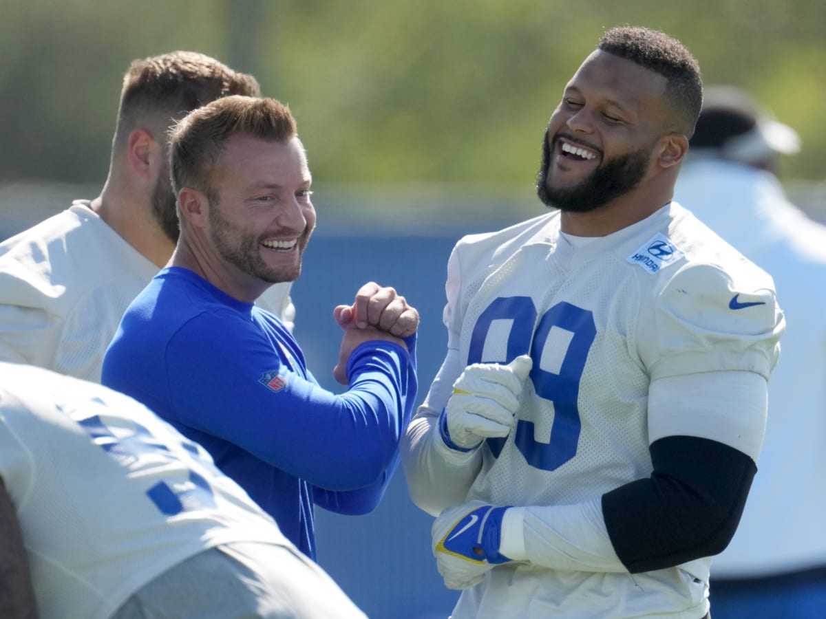 Aaron Donald says he'll remain with Rams and continue playing football as  long as Sean McVay remains 