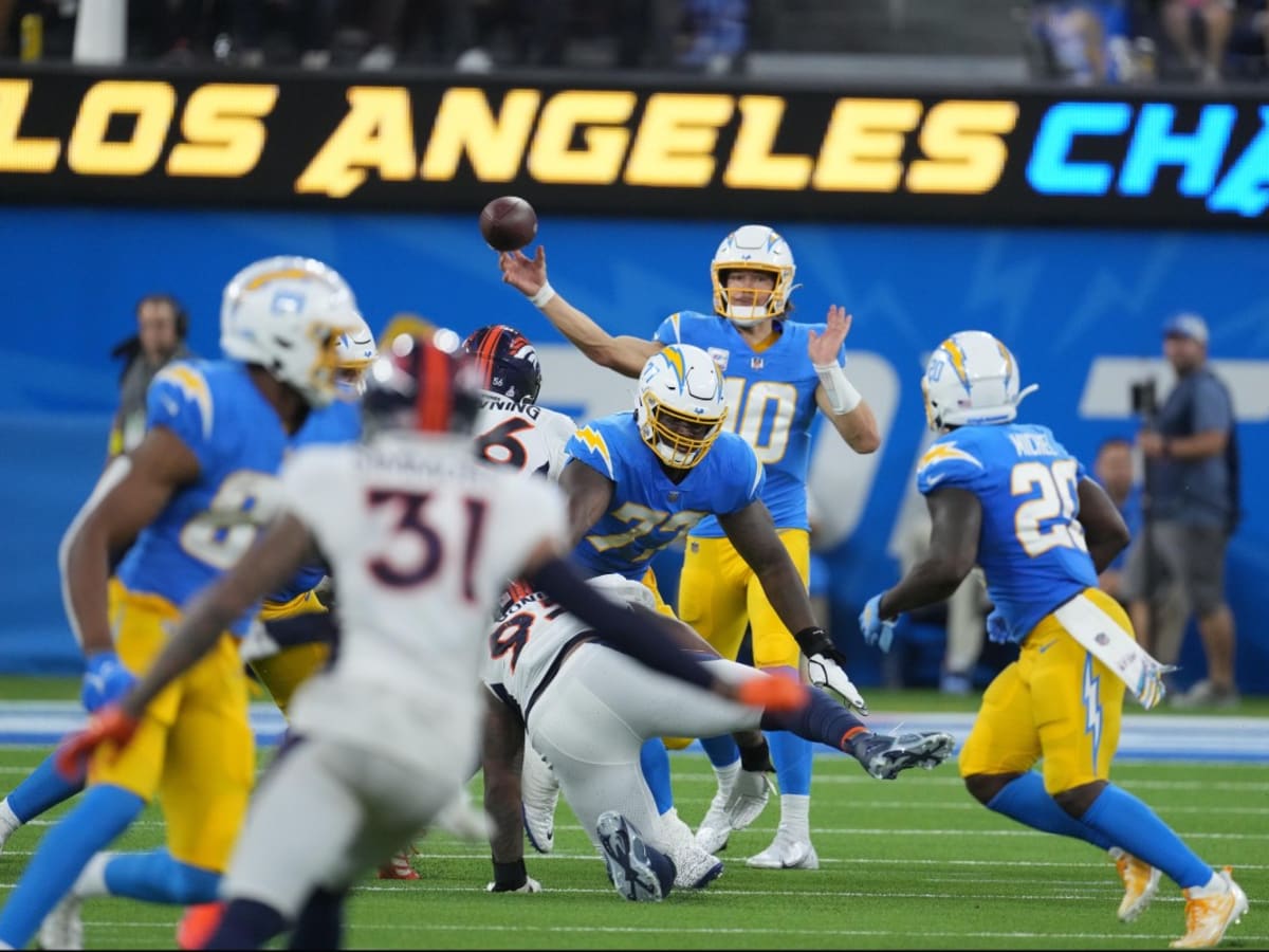 Justin Herbert brings the deep ball back to the Chargers - Sports  Illustrated