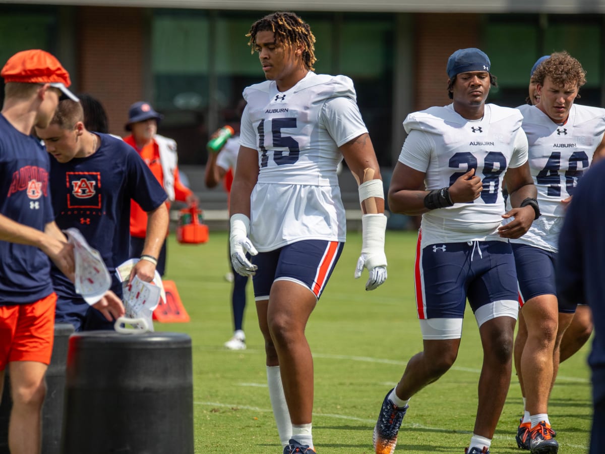 Russell Wilson working hard at pro baseball while Auburn