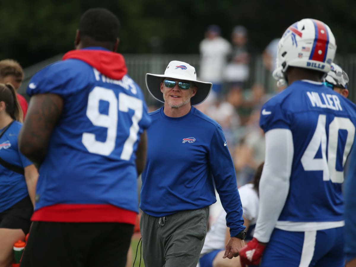 DE Bills Jordan Phillips looks to have reinjured shoulder