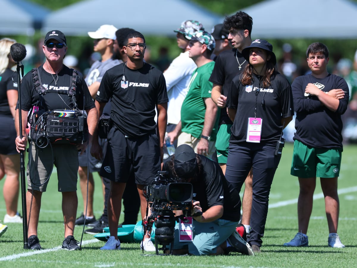 Inside the 'Hard Knocks' Effect that NFL Teams Face - Sports Illustrated  New York Jets News, Analysis and More