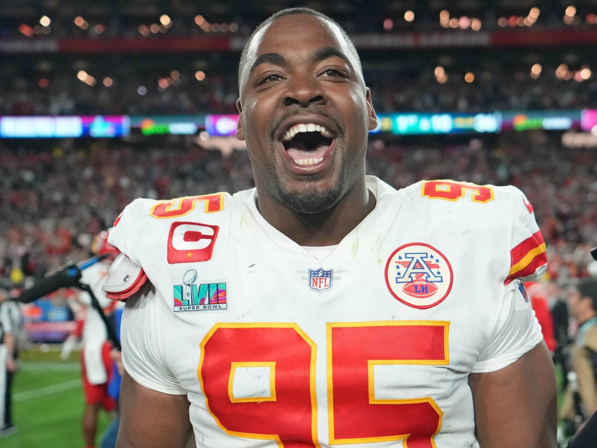 KC Chiefs DT Chris Jones Reflects on Holdout: 'I Probably Would Change Some  Things' - Sports Illustrated Kansas City Chiefs News, Analysis and More